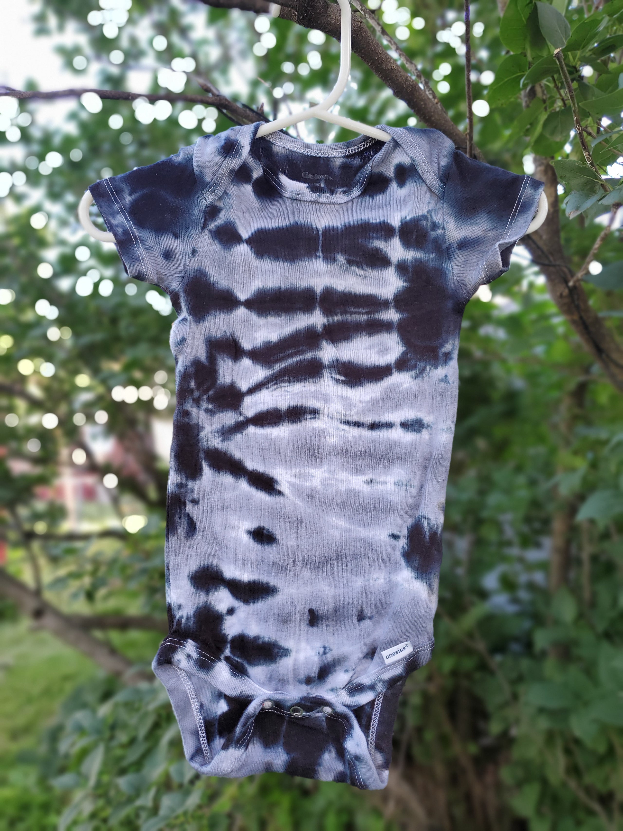 Tie dye sales baby onesie